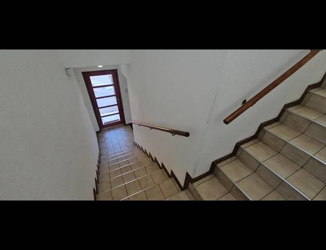 INDUSTRIAL PROPERTY TO RENT IN HALFWAY HOUSE